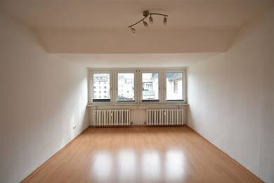Wohnung zur Miete 550 € 2 Zimmer 50,2 m² Dachgeschoss, 2. Geschoss frei ab sofort Kaplan-Küppers-Weg 1 Styrum Oberhausen 46045
