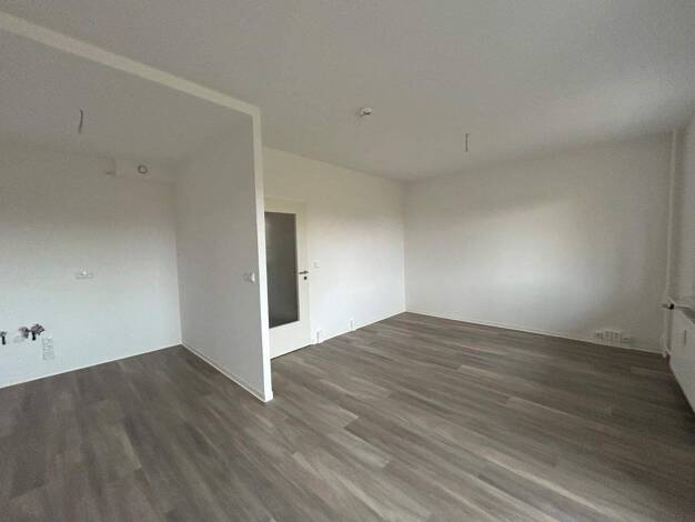 Wohnung zur Miete 414 € 4 Zimmer 66,8 m² 2. Geschoss Herderstraße 6 Eisenhüttenstadt 15890