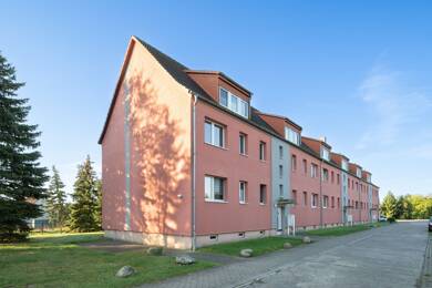 Wohnung zum Kauf provisionsfrei 135.900 € 3 Zimmer 66,3 m² 1. Geschoss Lichterfelde Schorfheide 16244