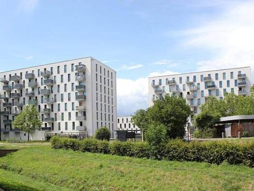 Wohnung zur Miete 832 € 2 Zimmer 43,4 m² 7. Geschoss Senftenberger Ring 35 Märkisches Viertel Berlin 13435