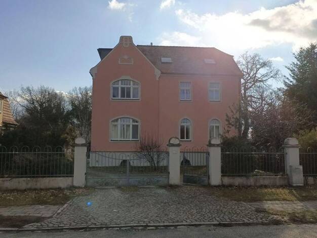 Mehrfamilienhaus zum Kauf provisionsfrei 486.000 € 11 Zimmer 323 m² 3.197 m² Grundstück Rudolf Breitscheid Straße 27 Coswig Coswig Anhalt 06869