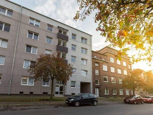 Wohnung zur Miete 520 € 3 Zimmer 72,8 m² 4. Geschoss frei ab 01.03.2026 Batteriestraße 53 Lehe Bremerhaven 27568