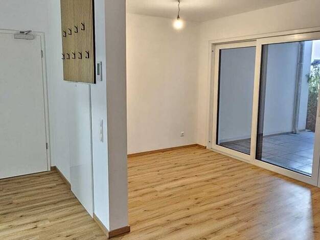 Wohnung zur Miete 1.115 € 3 Zimmer 87,1 m² 1. Geschoss frei ab sofort Eisbergweg Amberg 92224