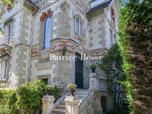 Haus zum Kauf 1.680.000 € 10 Zimmer 265 m² 465 m² Grundstück Caudéran Bordeaux 33200