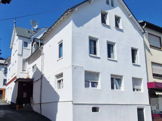 Mehrfamilienhaus zum Kauf 570.000 € 12 Zimmer 260 m² 255 m² Grundstück Ransbach-Baumbach 56235
