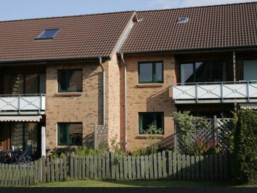 Reihenhaus zur Miete 1.300 € 4 Zimmer 112 m² frei ab sofort Achtern Diek 17 Bornhöved 24619