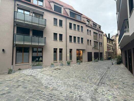 Wohnung zur Miete 1.450 € 1,5 Zimmer 81,1 m² frei ab 15.02.2026 Untere Wörthstraße 16 Lorenz Nürnberg 90403