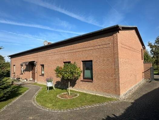 Einfamilienhaus zum Kauf 274.000 € 4 Zimmer 116,3 m² 675 m² Grundstück Goldewin Mistorf 18276
