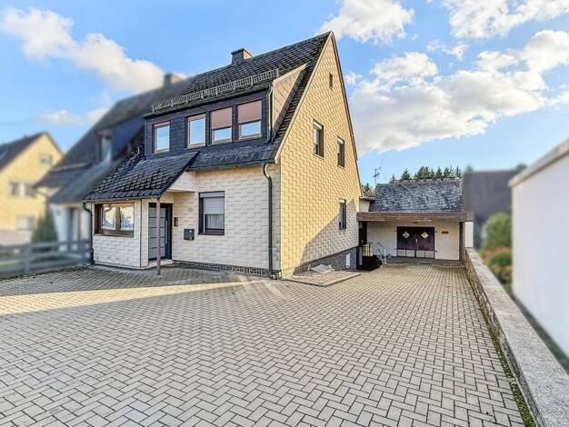 Doppelhaushälfte zum Kauf 177.000 € 5 Zimmer 148,6 m² 750 m² Grundstück Kirchenlamitz 95158