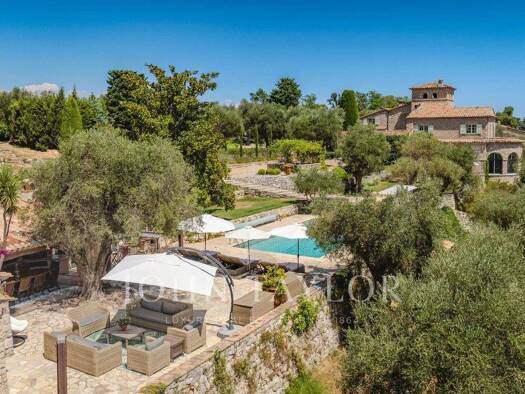 Einfamilienhaus zum Kauf 4.950.000 € 10 Zimmer 386 m² 11.800 m² Grundstück Châteauneuf-Grasse 06740