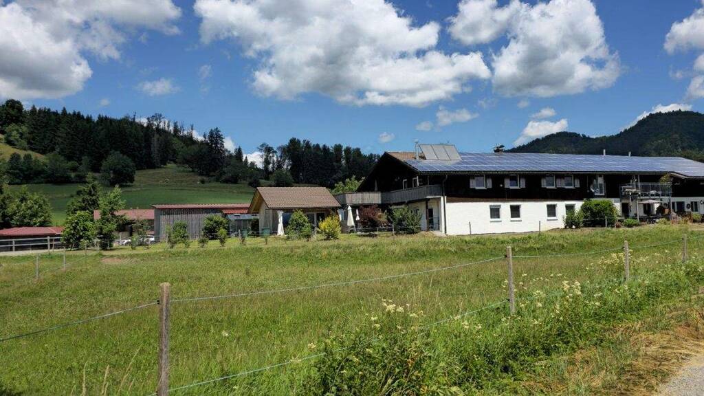 Reiterhof zum Kauf 3.190.000 € 540 m² 39.902 m² Grundstück Neutrauchburg Isny im Allgäu 88316