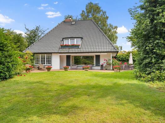 Villa zum Kauf 2.590.000 € 5,5 Zimmer 154 m² 1.105 m² Grundstück Othmarschen Hamburg 22605