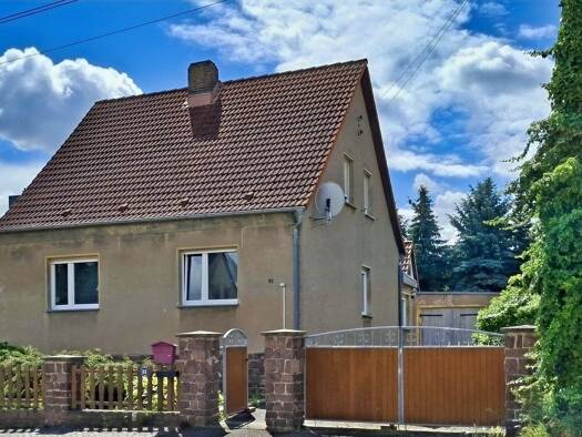 Einfamilienhaus zum Kauf 138.000 € 4 Zimmer 107 m² 838 m² Grundstück Frankleben 06259