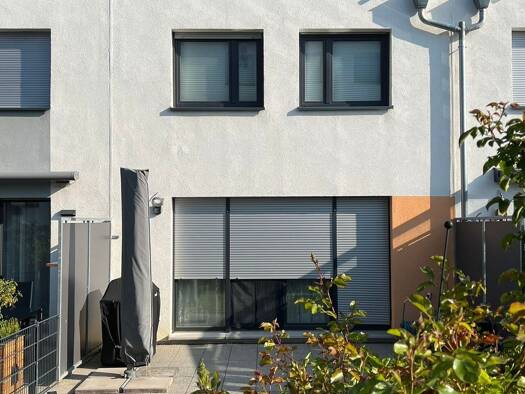 Reihenmittelhaus zur Miete 2.800 € 5 Zimmer 149 m² 141 m² Grundstück frei ab sofort Darmsheim Sindelfingen 71069