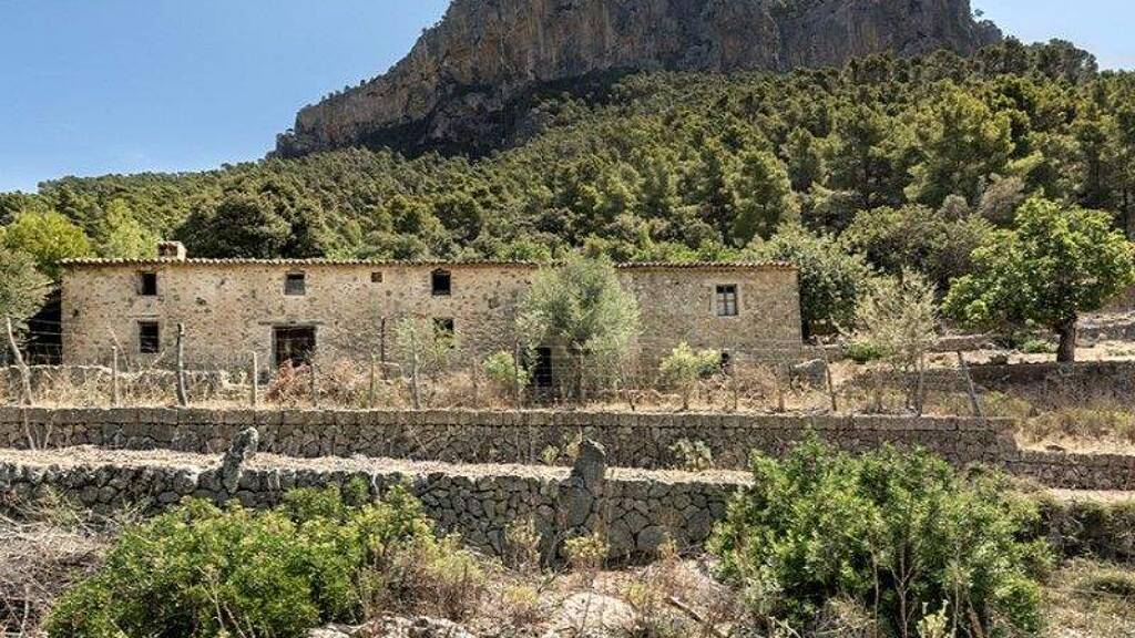 Landhaus zum Kauf 2.500.000 € 3 Zimmer 300 m² 821.000 m² Grundstück Alaró 07340