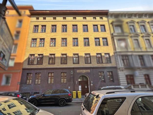 Mehrfamilienhaus zum Kauf 1.800.000 € 48 Zimmer 1.112 m² 593 m² Grundstück Altstadt Magdeburg 39104