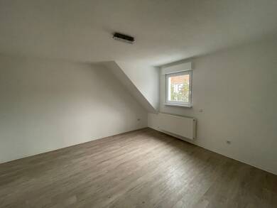 Wohnung zur Miete 975 € 4 Zimmer 99,8 m² Innenstadt Kaiserslautern 67655