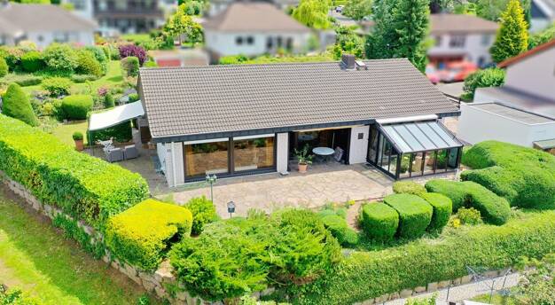 Einfamilienhaus zum Kauf 798.000 € 4 Zimmer 288,2 m² 854 m² Grundstück Büdingen Büdingen 63654