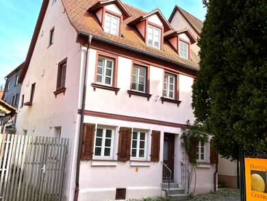 Stadthaus zum Kauf 375.000 € 5 Zimmer 137 m² 75 m² Grundstück frei ab sofort Südliche Mauerstr. 14 Schwabach Schwabach 91126