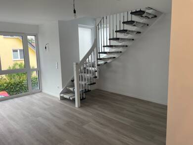 Maisonette zur Miete 1.270 € 3 Zimmer 92 m² Geschoss 1/3 frei ab 15.09.2025 Bielefeld 33659