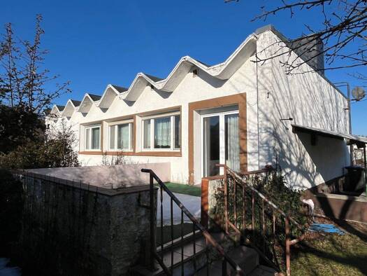 Einfamilienhaus zum Kauf 129.000 € 5 Zimmer 105 m² 889 m² Grundstück frei ab sofort Schlieben 04936