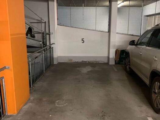 Tiefgarage zur Miete provisionsfrei 75 € 15 m² Hofmannstraße 118 Innenstadt Erlangen 91052