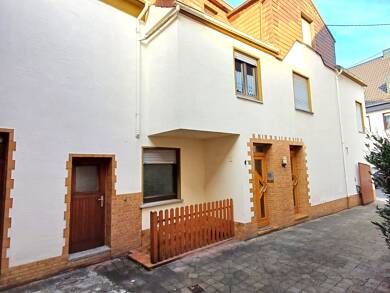 Einfamilienhaus zum Kauf 217.000 € 6 Zimmer 126 m² 198 m² Grundstück frei ab sofort An der Marienkirche 43 Gladbach Neuwied 56566