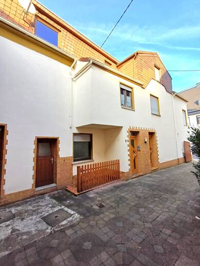Einfamilienhaus zum Kauf als Kapitalanlage geeignet 217.000 € 6 Zimmer 126 m² 198 m² Grundstück An der Marienkirche 43 Gladbach Neuwied 56566