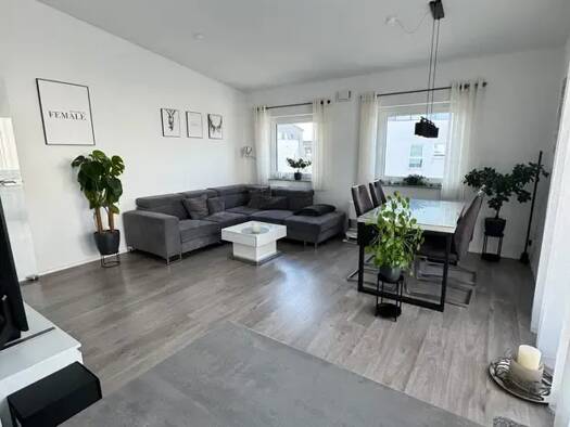 Wohnung zur Miete 750 € 2 Zimmer 61 m² Geschoss 3/4 frei ab 05.11.2026 Öhringen Öhringen 74613