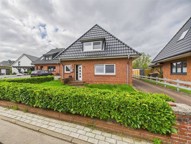 Einfamilienhaus zum Kauf 367.000 € 4 Zimmer 118 m² 802 m² Grundstück Dreimühlen Husum 25813