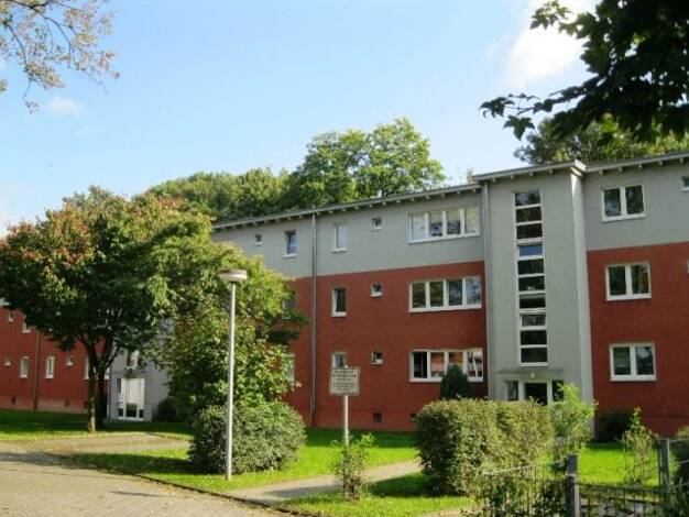 Wohnung zur Miete 486 € 2,5 Zimmer 57,8 m² 1. Geschoss frei ab 01.07.2026 Herzogstraße 117A Vierlinden Duisburg 47178