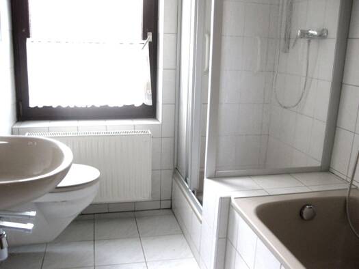 Wohnung zur Miete 468 € 3 Zimmer 85 m² EG frei ab sofort Bühle Northeim 37154