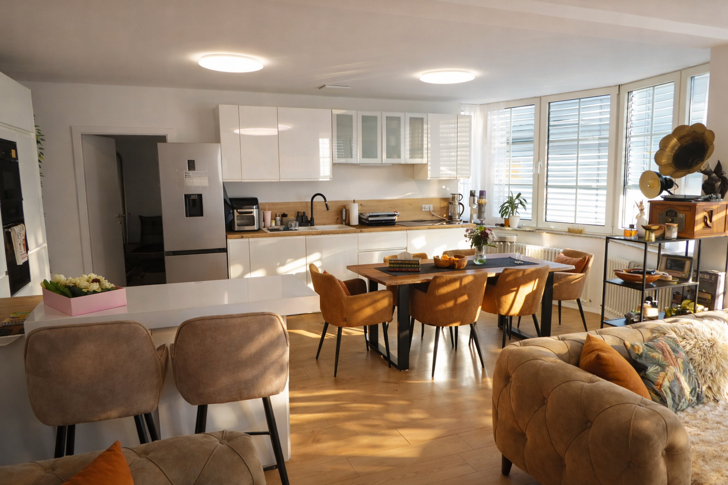 Immobilie in Rennerod - Vermietetes Mehrfamilienhaus mit hervorragender Rendite von Faktor 13,8. Ideal für Kapitalanleger! - Bild 0