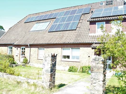 Mehrfamilienhaus zum Kauf 376.000 € 9 Zimmer 240 m² 2.400 m² Grundstück frei ab sofort Bahnsen Suderburg 29556