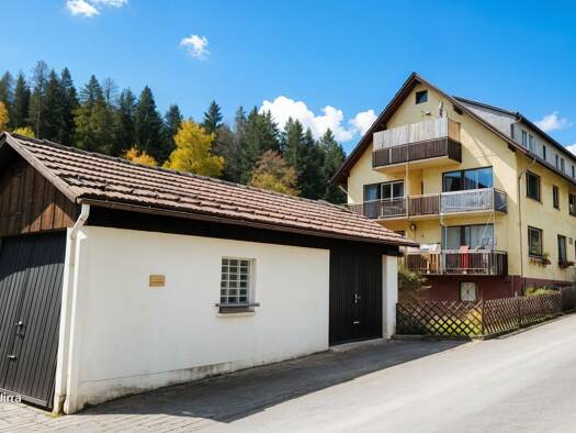 Einfamilienhaus zum Kauf 220.000 € 12 Zimmer 280 m² 599 m² Grundstück frei ab sofort Gompelscheuer Enzklösterle 75337