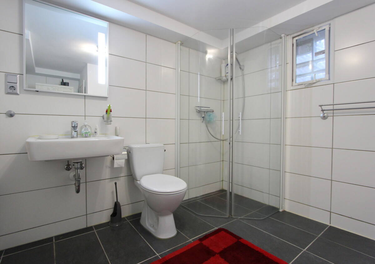 Property thumbnail 23