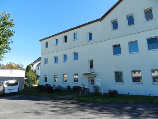 Wohnung zur Miete 560 € 3 Zimmer 86 m² 1. Geschoss frei ab sofort Mittelweg 9 Saalfeld Saalfeld/Saale 07318