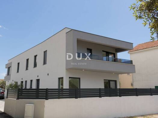 Einfamilienhaus zum Kauf - Erstbezug 430.000 € 7 Zimmer 277 m² 150 m² Grundstück Šibenik 22000
