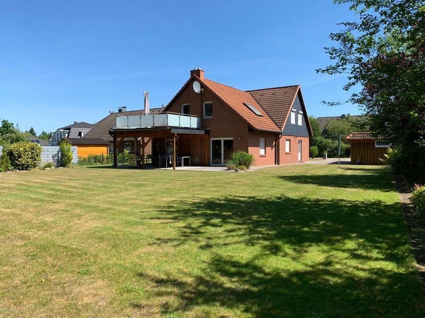 Mehrfamilienhaus zum Kauf provisionsfrei 499.000 € 6 Zimmer 210 m²<br/>Wohnfläche 1.300 m²<br/>Grundstück Neue Heide 5 Vierhöfen Vierhöfen 21444