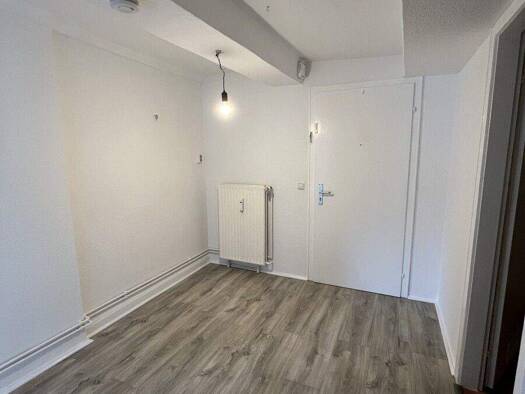 Wohnung zur Miete 700 € 3 Zimmer 81 m² 1. Geschoss Ehmen Wolfsburg / Ehmen 38442