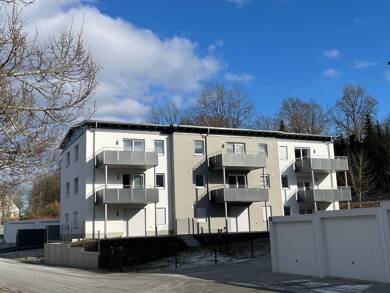Wohnung zur Miete 990 € 3 Zimmer 90 m² Eschenbach Eschenbach in der Oberpfalz 92676