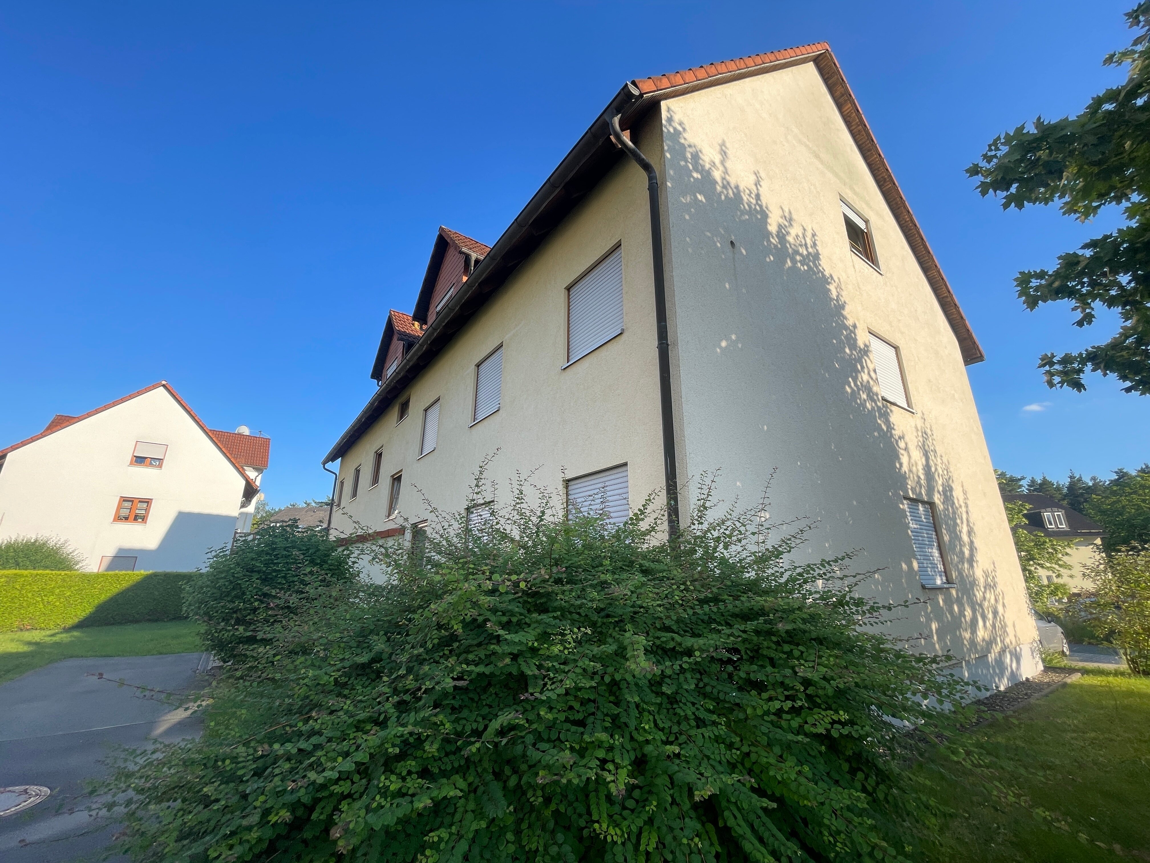 Wohnung zum Kauf 78.000 € 3 Zimmer 68 m²<br/>Wohnfläche Weidhausen Föritztal 96524