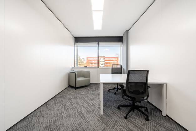 Bürofläche zur Miete provisionsfrei 459 € 50 m² Bürofläche teilbar von 10 m² bis 50 m² Line-Eid-Strasse 6/8 Industriegebiet Konstanz 78467