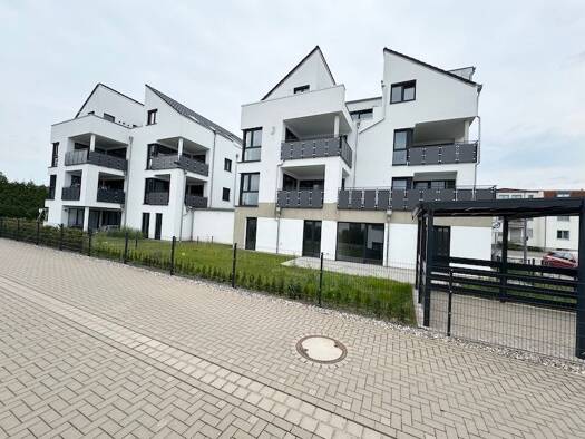 Terrassenwohnung zur Miete - Erstbezug 1.100 € 3 Zimmer 92,7 m² EG frei ab sofort Am Oberbach Neubrandenburg 17033