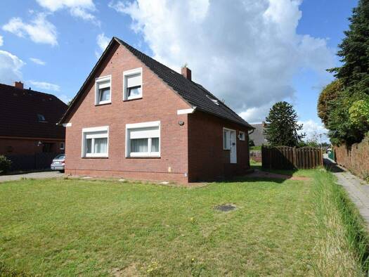 Einfamilienhaus zum Kauf 215.000 € 5 Zimmer 110 m² 839 m² Grundstück Papenburg 26871