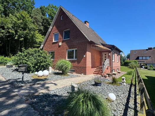 Haus zum Kauf 249.500 € 6 Zimmer 140 m² 579 m² Grundstück Am Kluster Berg 4 Basdahl Bremervörde 27432