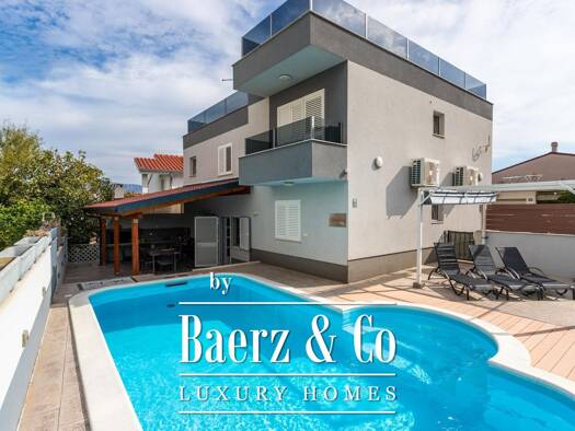 Stadthaus zum Kauf 800.000 € 4 Zimmer 179 m² 743 m² Grundstück Split