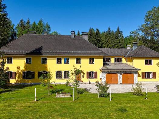 Bauernhaus zum Kauf 20 Zimmer 840 m² 210.262 m² Grundstück Gmunden 4810