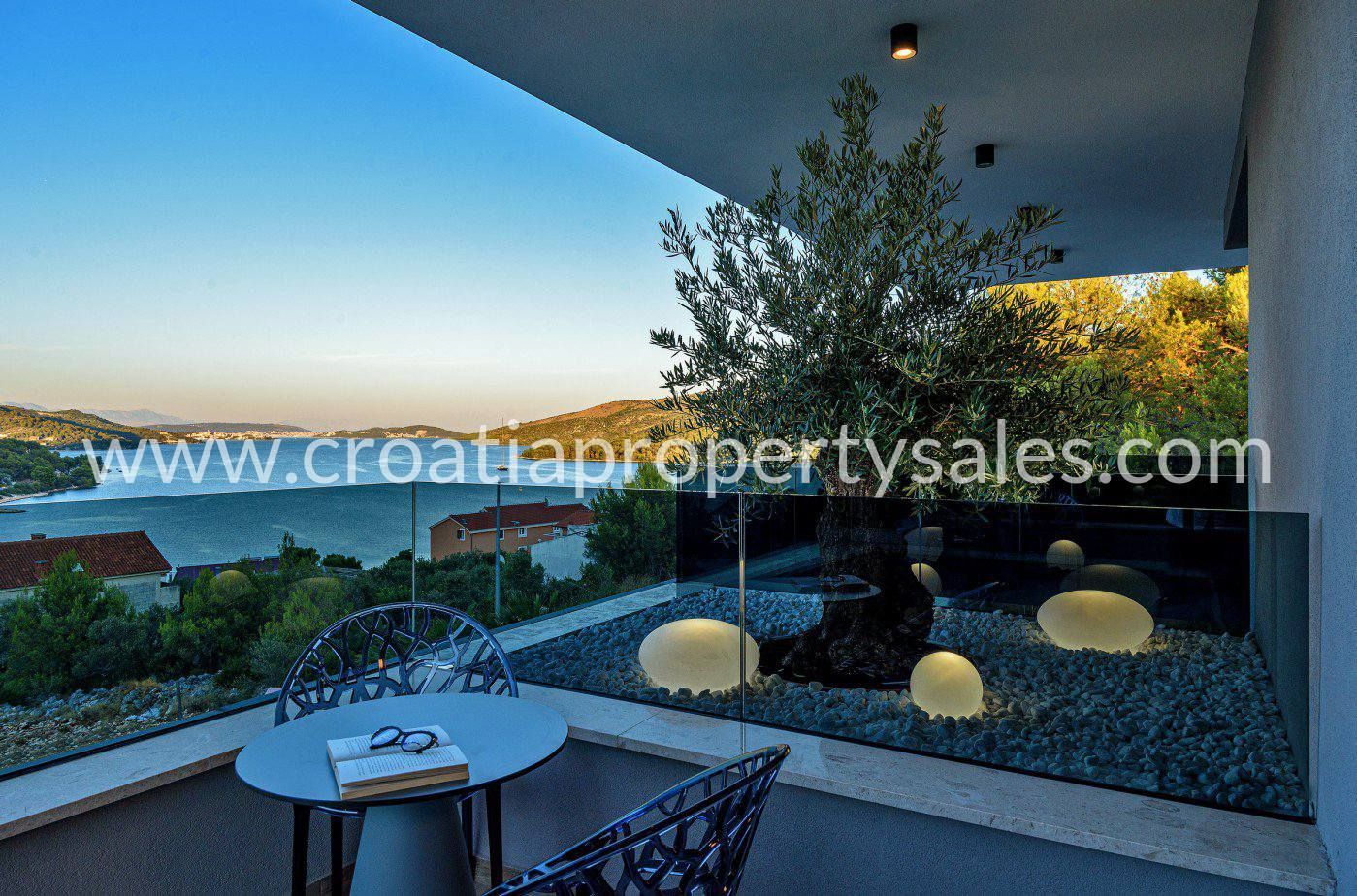 Haus zum Kauf 2.500.000 € 4 Zimmer 380 m²<br/>Wohnfläche Trogir