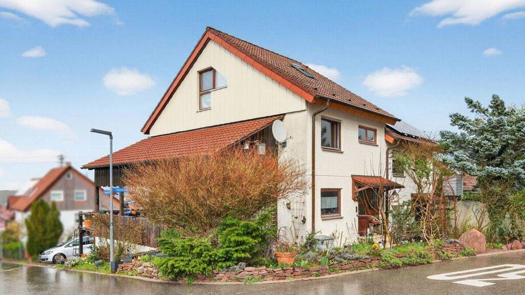 Doppelhaushälfte zum Kauf 409.000 € 5 Zimmer 127,3 m² 245 m² Grundstück Arnbach Neuenbürg-Arnbach 75305